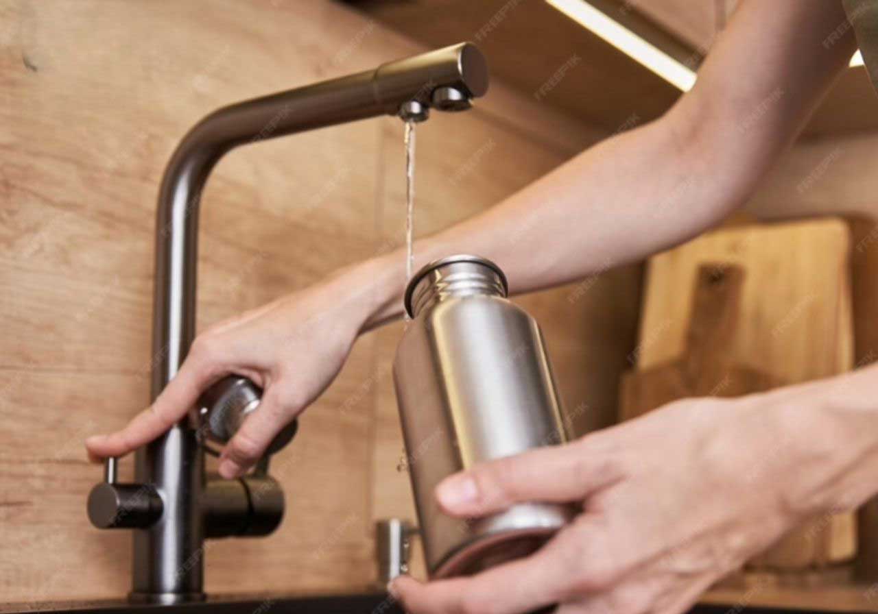 دلایل-نیامدن-آباز-دستگاه-تصفیه-آب-خانگی